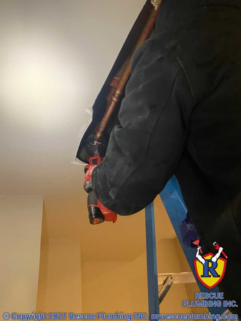 rescue-plumbing-depaul-chicago-burst-pipe-repair-2