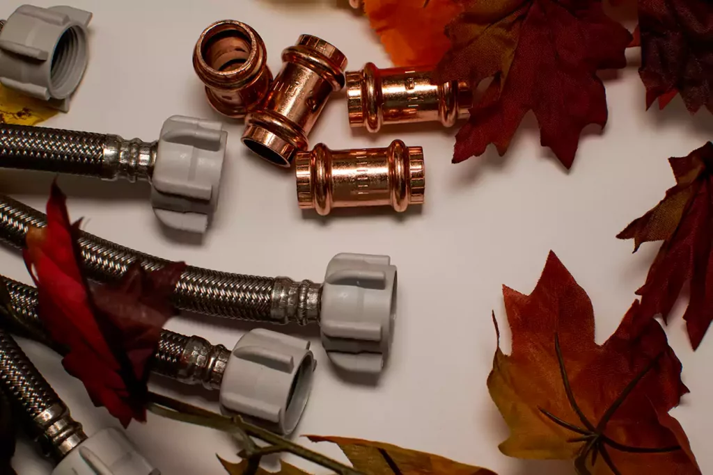 Thanksgiving plumbing hoses and fixtures