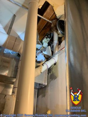 Rescue-plumbing-northbrook-burst-pipe-repair-1