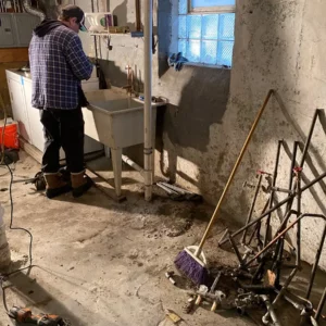 Towels soaked water from frozen pipe