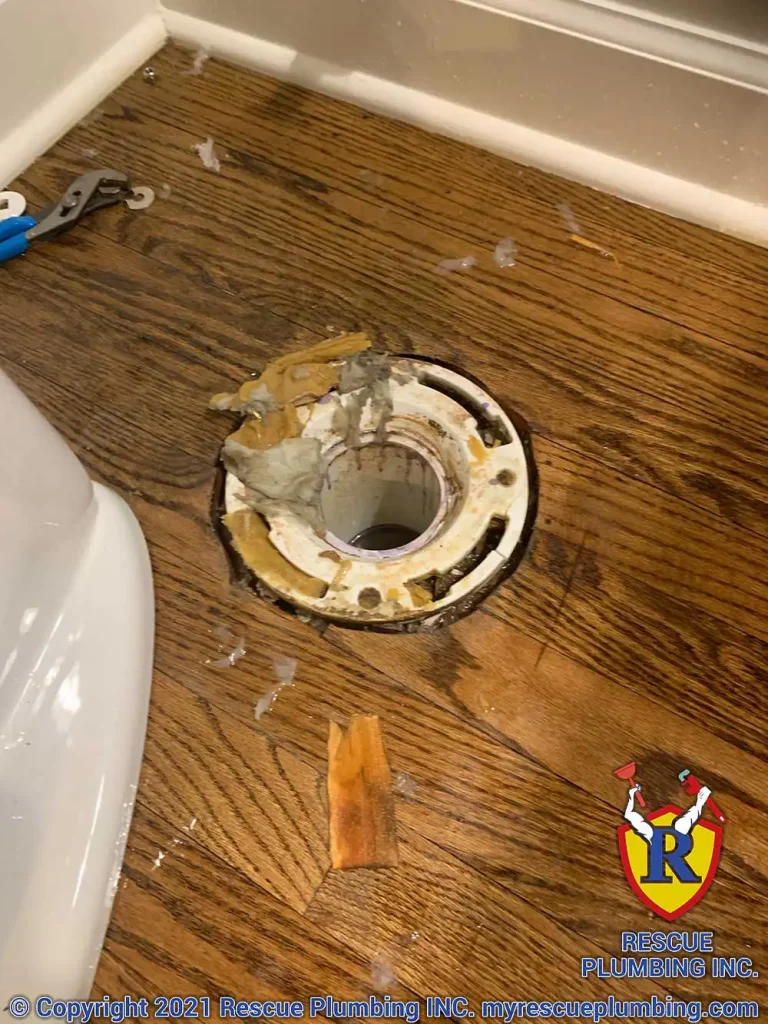 Leaks, toilet flange, toilet's base