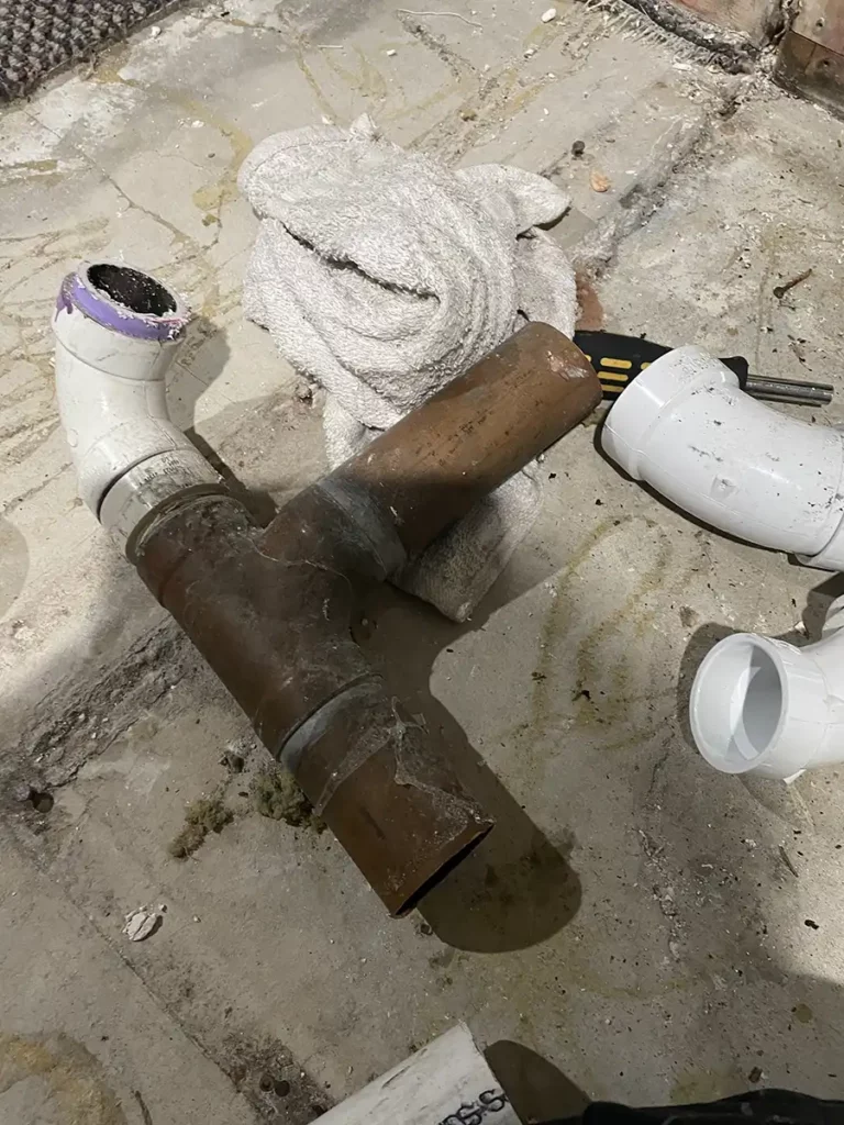 The best tools to remove pipe blockage