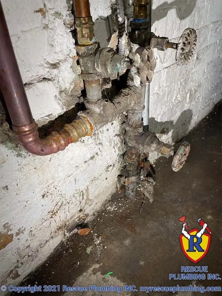 Rescue plumbing offer leak repair to pipes in dearborn park