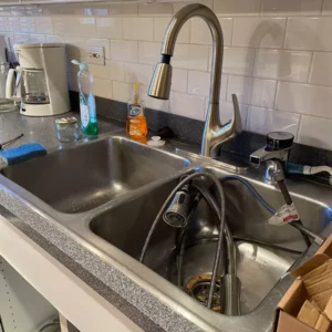 Faucet installation for customers in bannockburn il