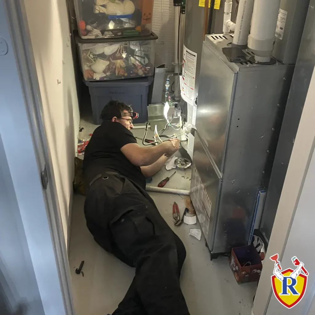 Emergency repair services by emergency plumber