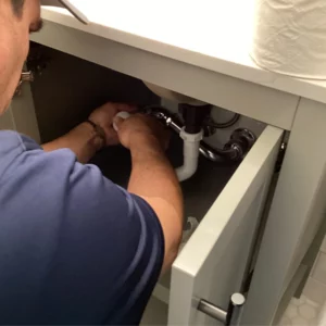 Plumbing repairs and plumbing services bucktown chicago il