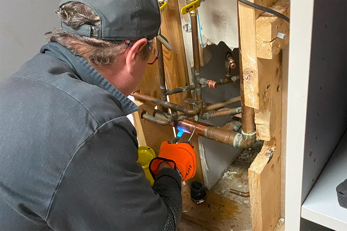 Plumbing pipe repair services