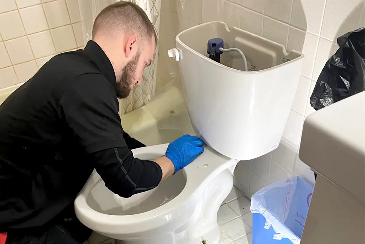 toilet repair chicago