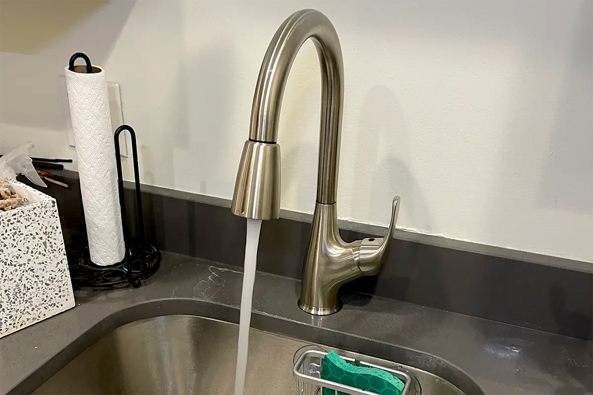 Kitchen faucet replacement