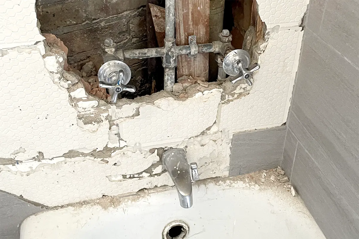 Bathroom leak repair service