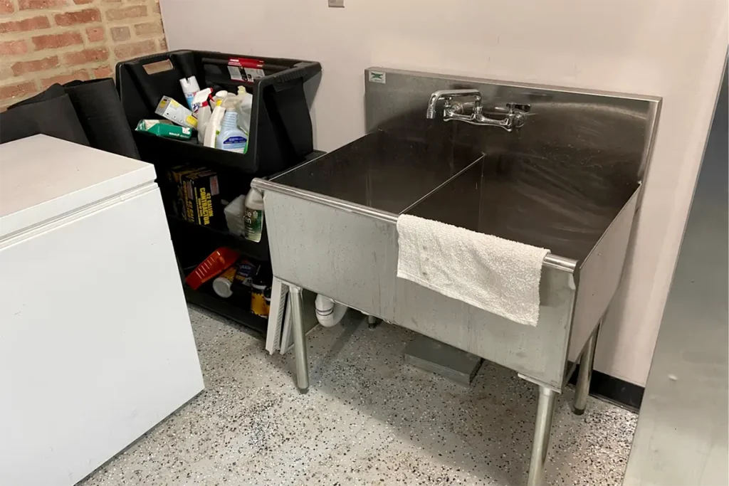 Commercial sink repair chicago