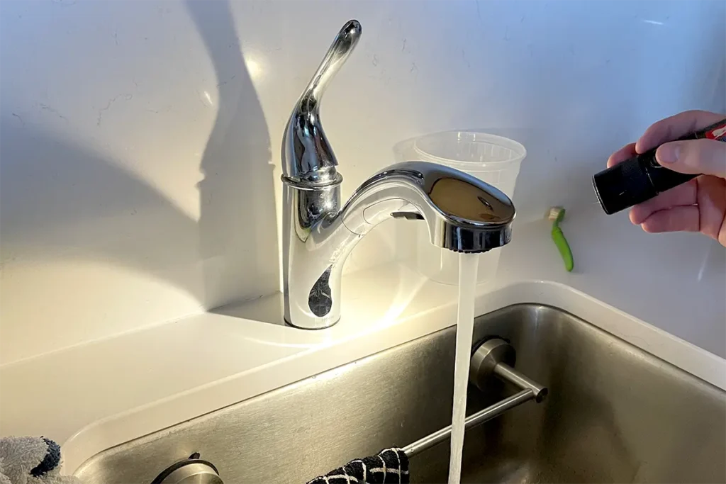 leaking bathroom faucet repair chicago illinois