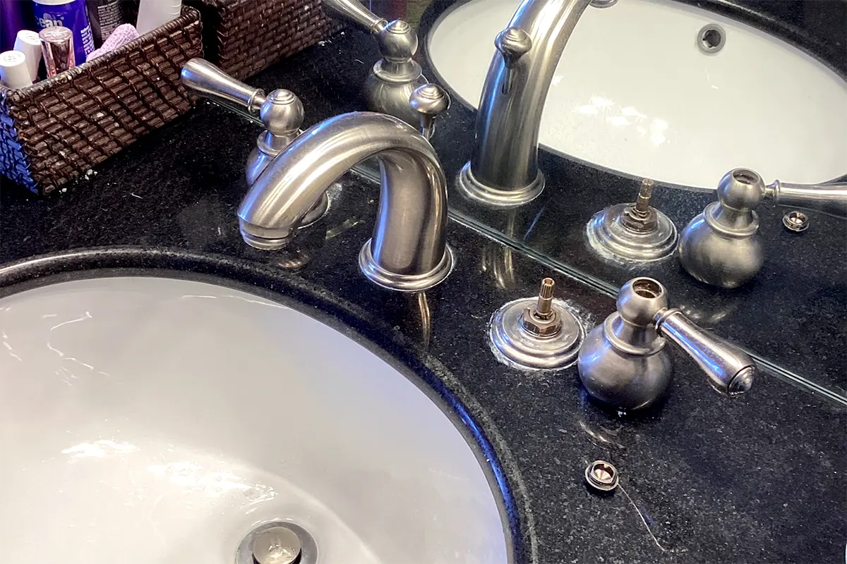 Bathroom dripping faucets services