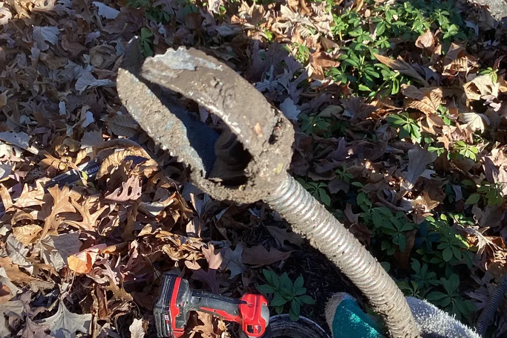 Sewer cleaning from outside access