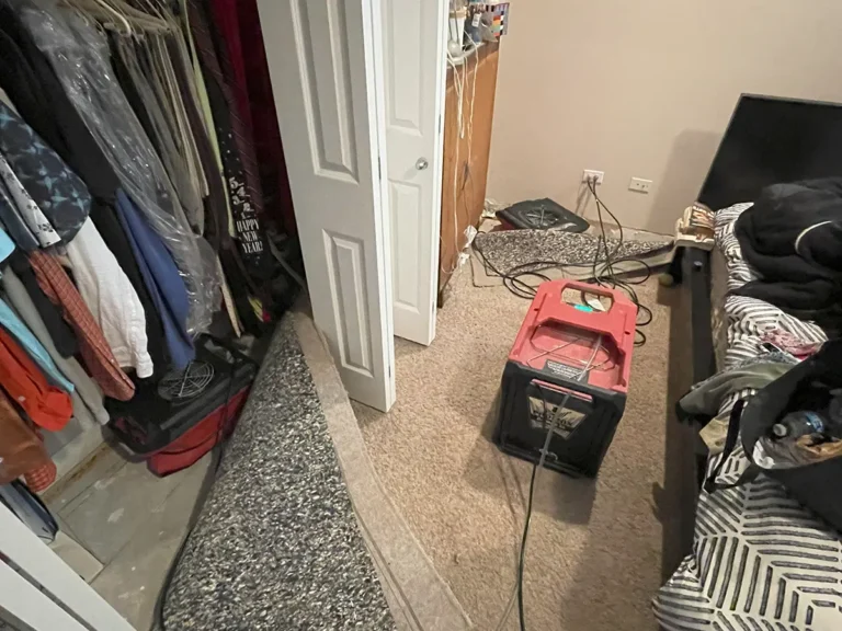 Water damage restoration in andersonville chicago il
