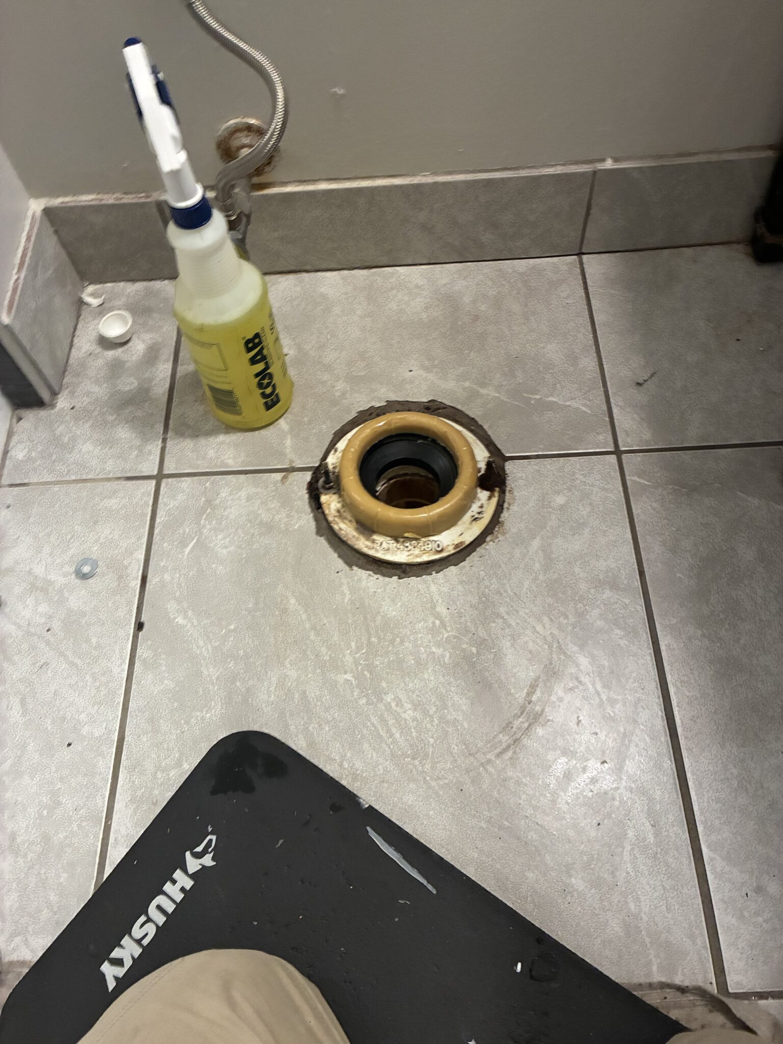 ceiling leak from toilet