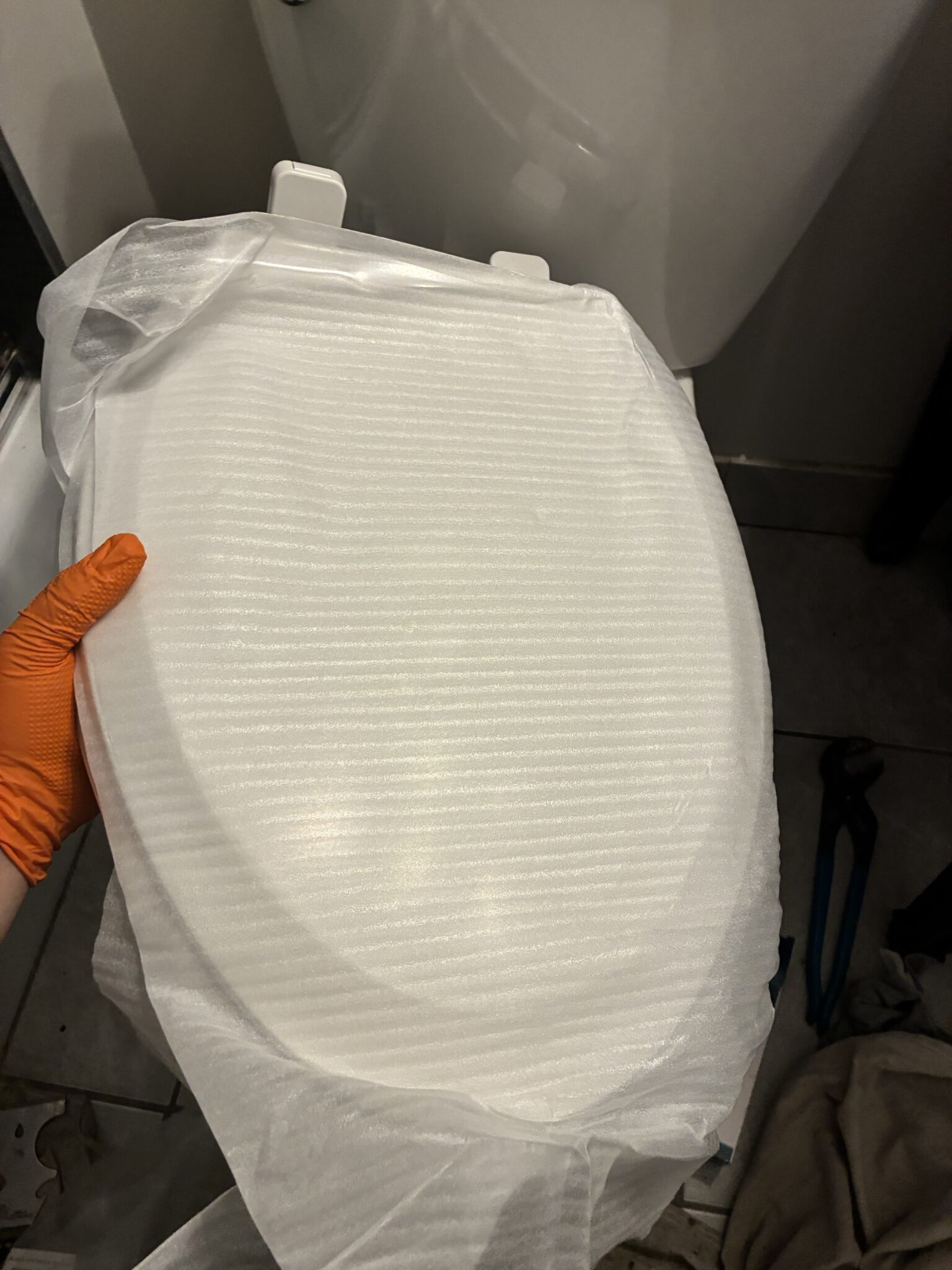 ceiling leak from toilet